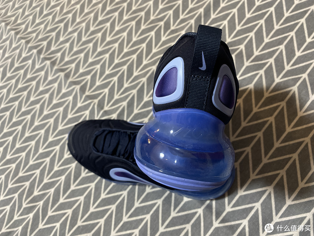 Nike Air Max 720气垫鞋