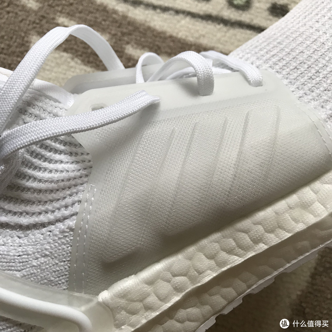 重型坦克！Adidas UltraBoost 19休闲鞋