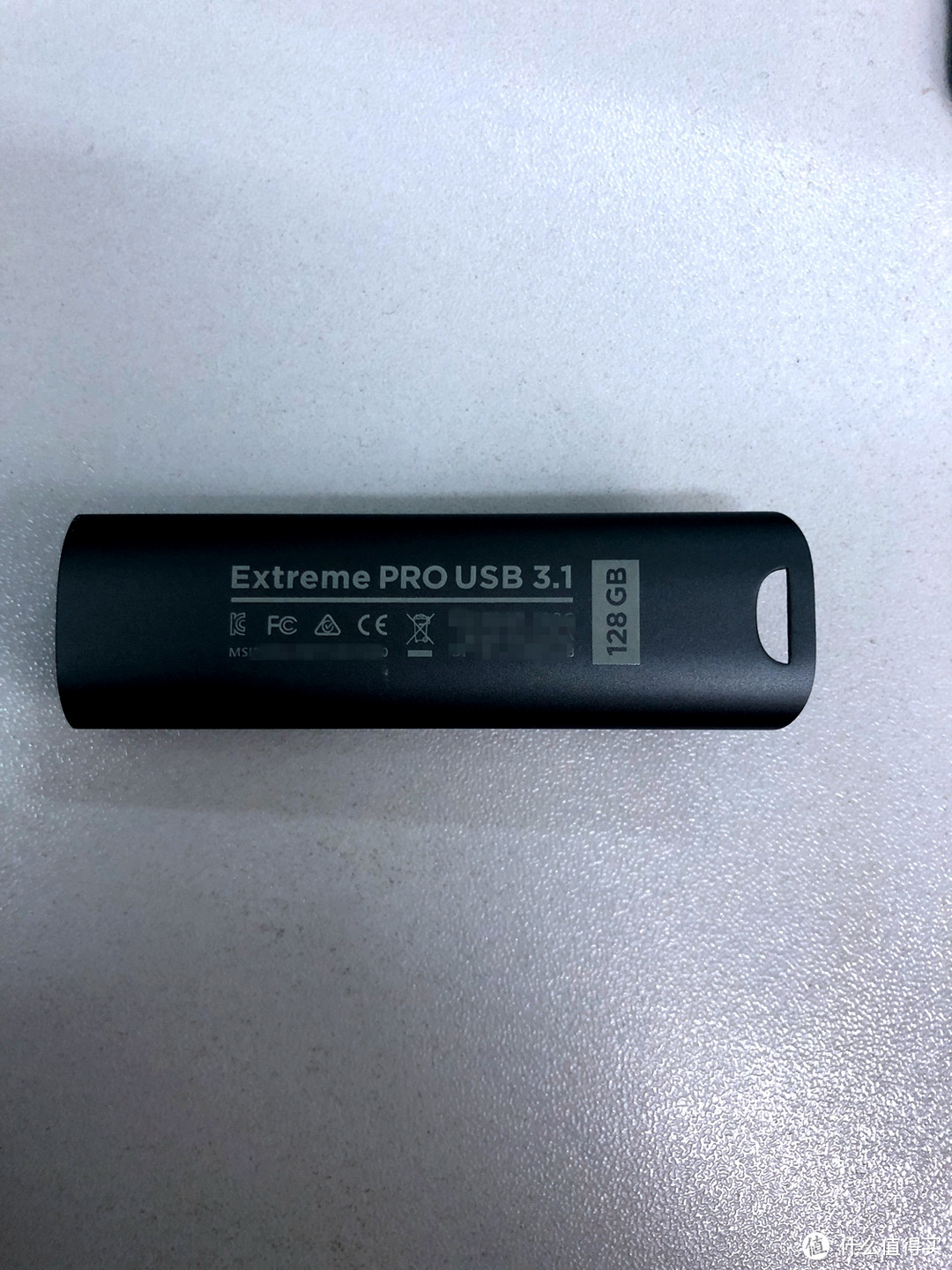 明明花钱却觉得赚到了？闪迪(SanDisk) 128GB USB3.1 U盘 CZ880至尊超极速