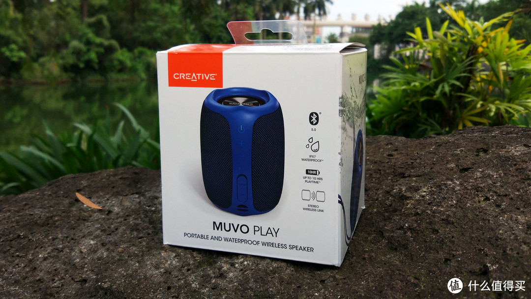 支持IPX7级防水，即使泅渡，MUVO Play音箱也能让你优雅聆听美妙的旋律