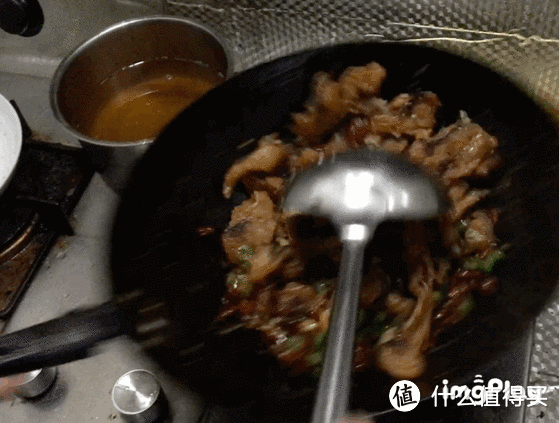 蒋蜀黍教你做家常菜：一鱼两吃之鱼头豆腐汤➕香酥酒鬼鱼，下饭佐酒两相宜