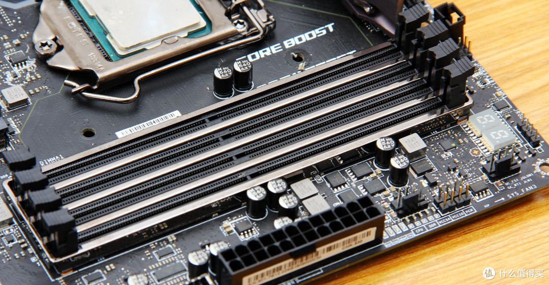 耀世！EVGA KINGPIN卡皇在开元K3机箱皇中遇上Z390 ACE板皇