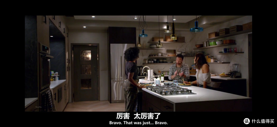 嵌入式冰箱这么好看,原来高分美剧中的厨房都把厨电藏起来了