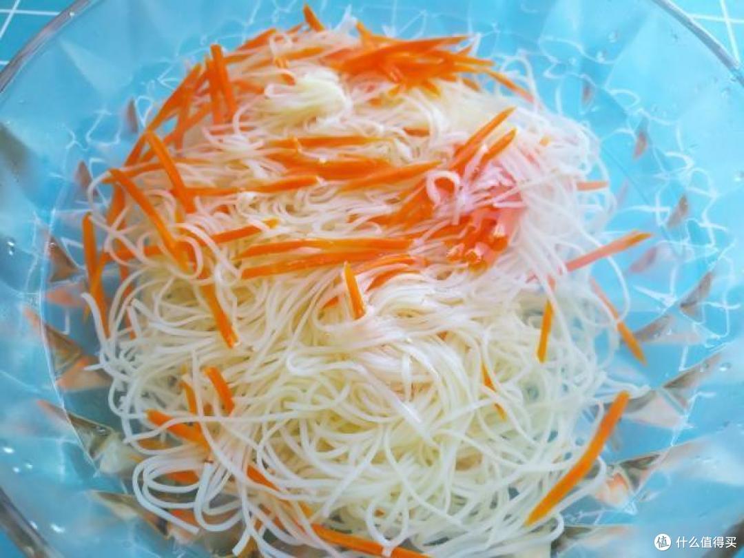 黄磊同款雪碧拌面，酸爽麻辣，色香味俱全，牛肉面打卤面都靠边站
