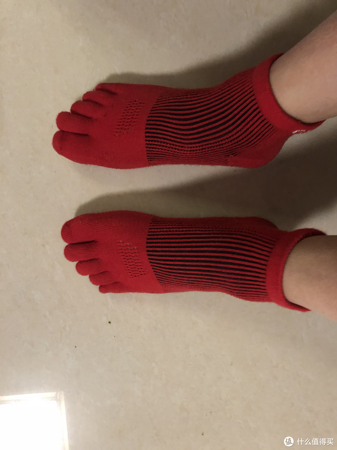 关于试用莱卡品牌发热3D五指压缩袜的感受