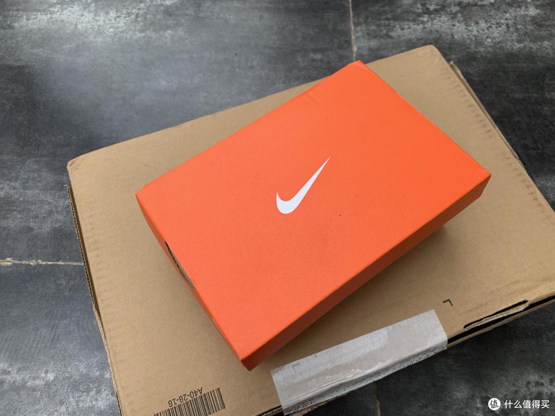 值得回购的Nike Novice VF