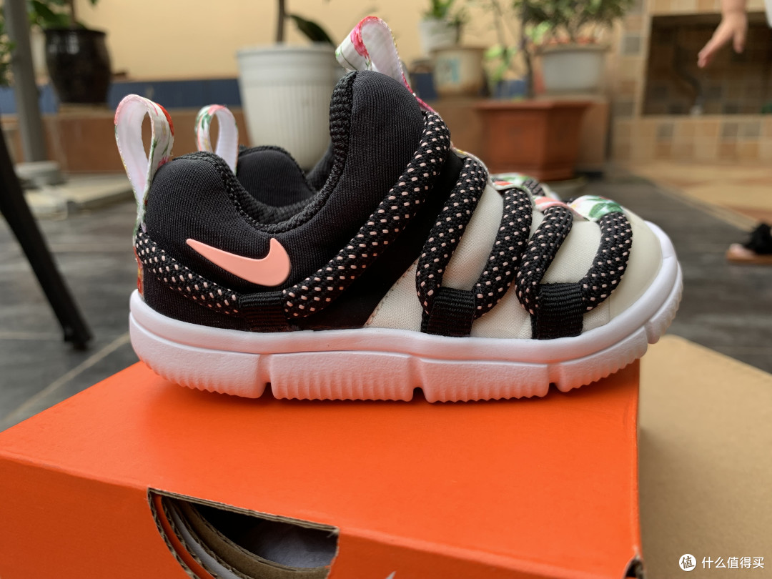 值得回购的Nike Novice VF