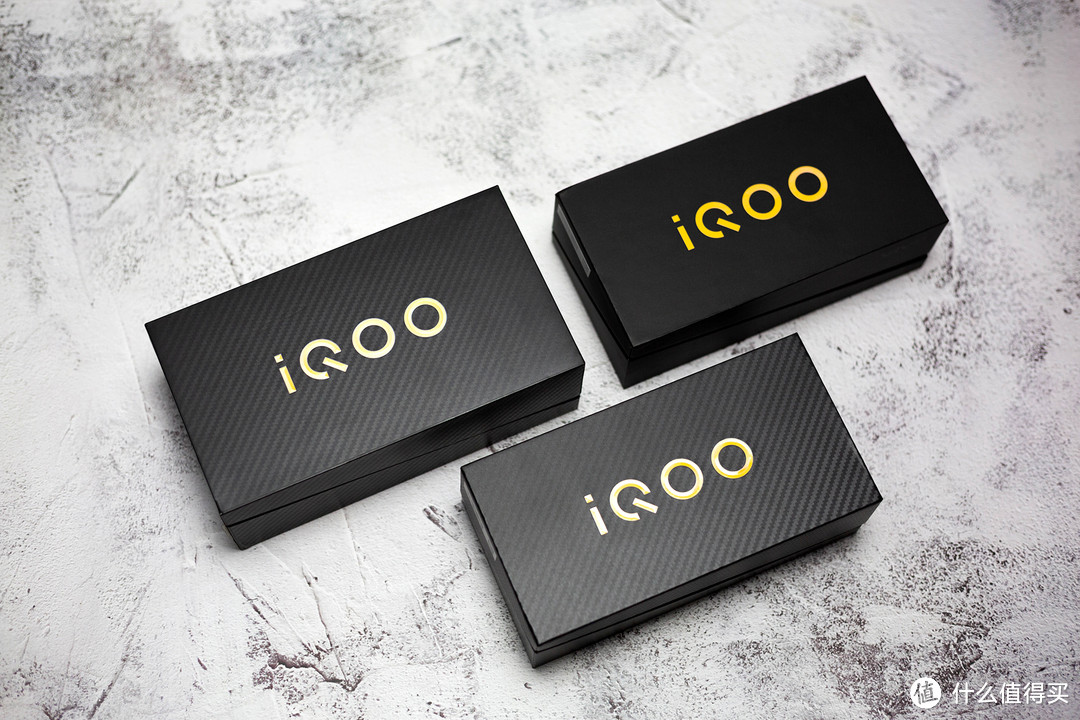 更快了、更强了、颜值更高了，iQOO Neo 855版全方位对比体验