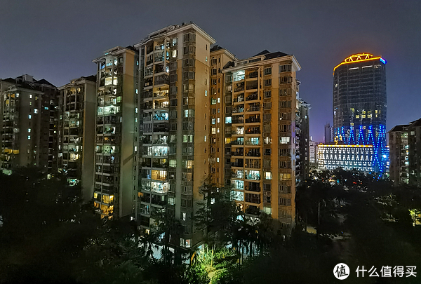 Mate30Pro广角夜景，画质极高