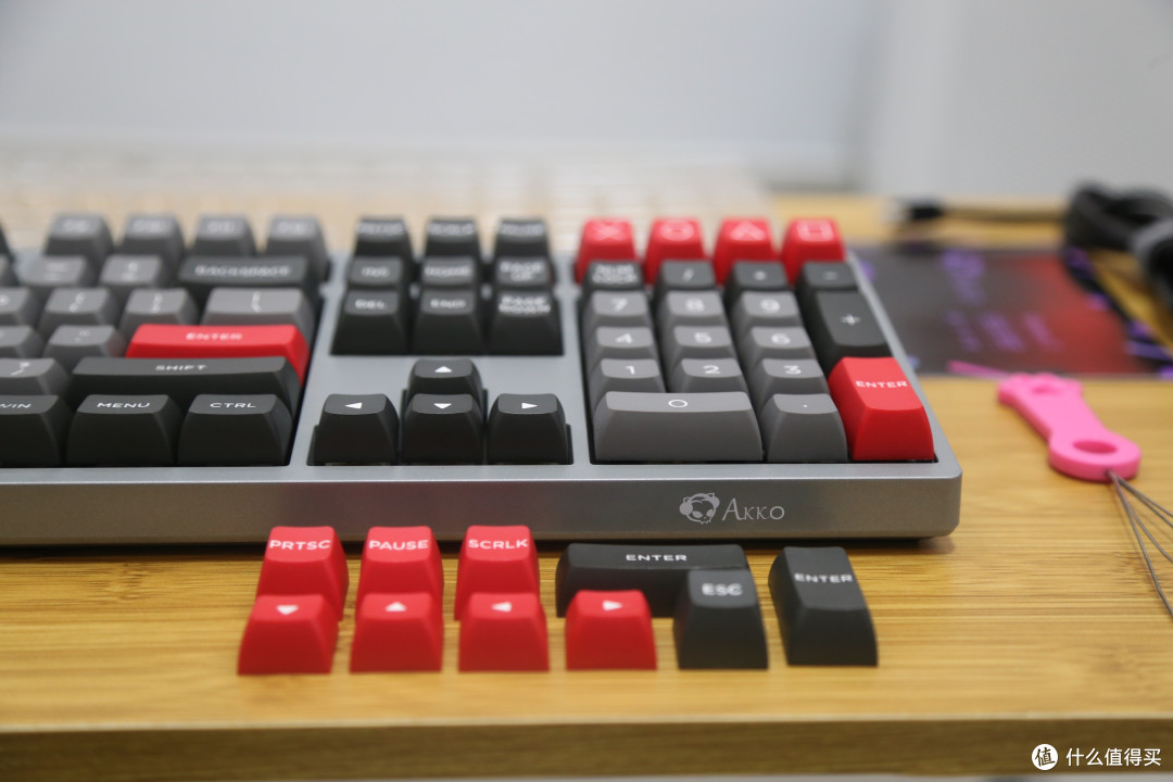 第一眼就爱上的惊艳拼色—AKKO 3108V2 灰鹦鹉机械键盘开箱