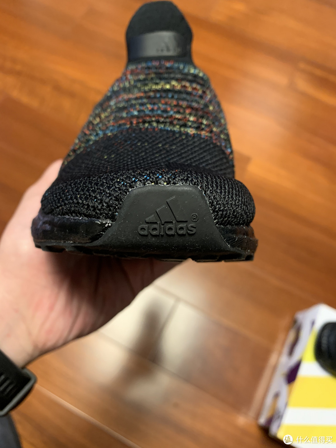 双十一的第一单， 阿迪达斯 UltraBOOST LACELESS