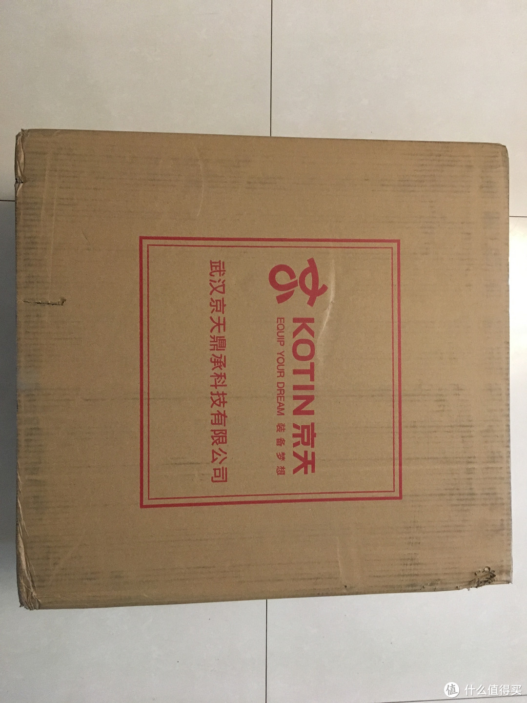 拼多多整机到货,3749元的I5 9400F+RTX2060拆给你看