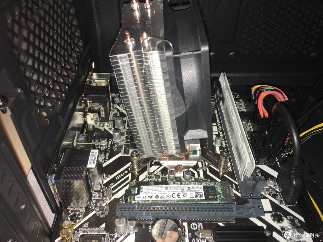 拼多多整机到货,3749元的I5 9400F+RTX2060拆给你看