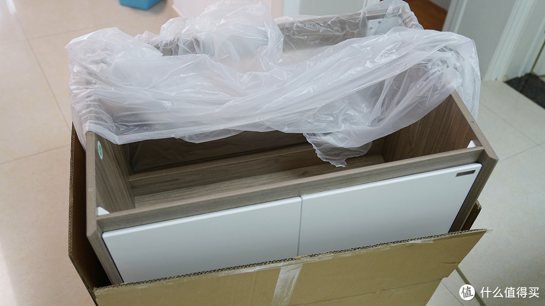 镜柜也玩智能化?diiib 大白&Yeelight智能镜柜安装体验