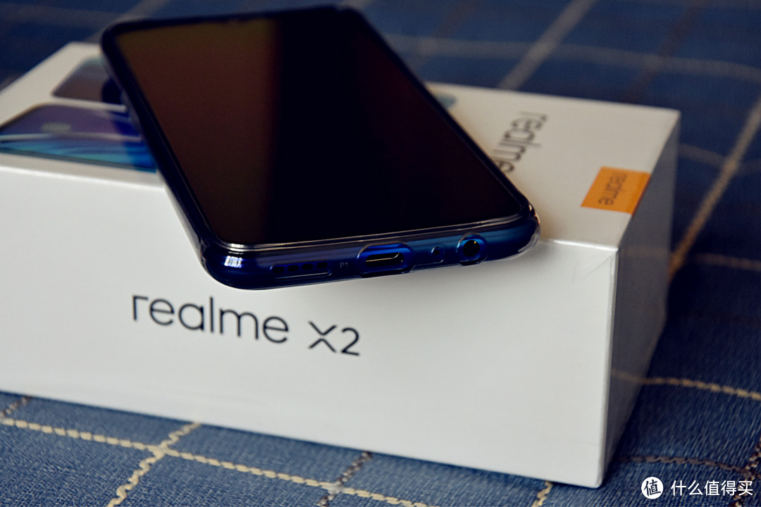 旗舰技术下放中端机——敢越级的realme X2一月使用简评