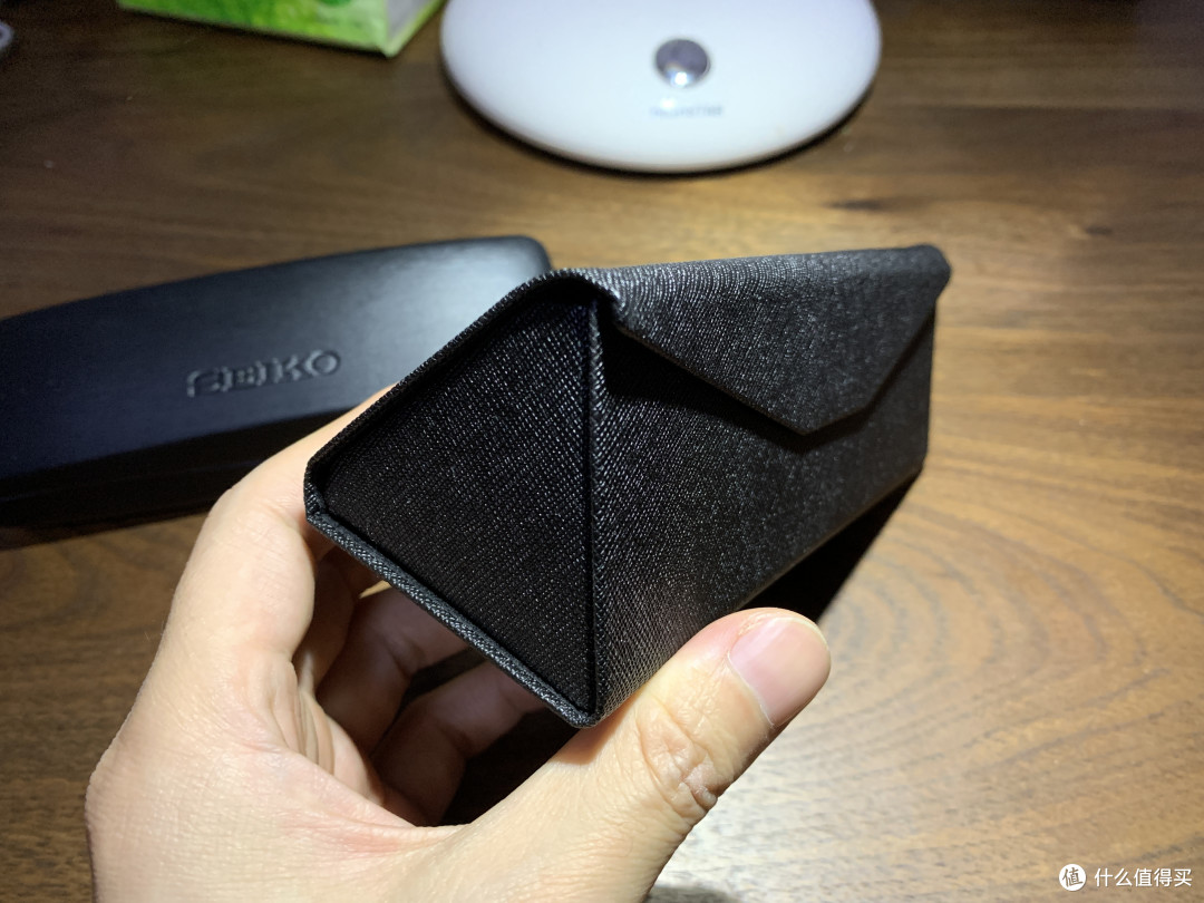 6年4款,眼镜漫谈-依视路蔡司jins晴姿精工对比