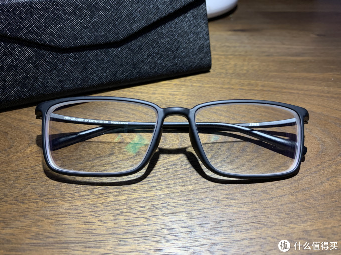 6年4款,眼镜漫谈-依视路蔡司jins晴姿精工对比