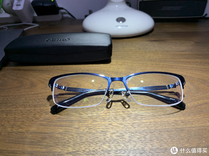 6年4款,眼镜漫谈-依视路蔡司jins晴姿精工对比