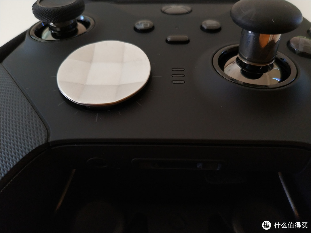 Xbox Elite Wireless Controller Series 2 微软精英二代手柄附一代对比