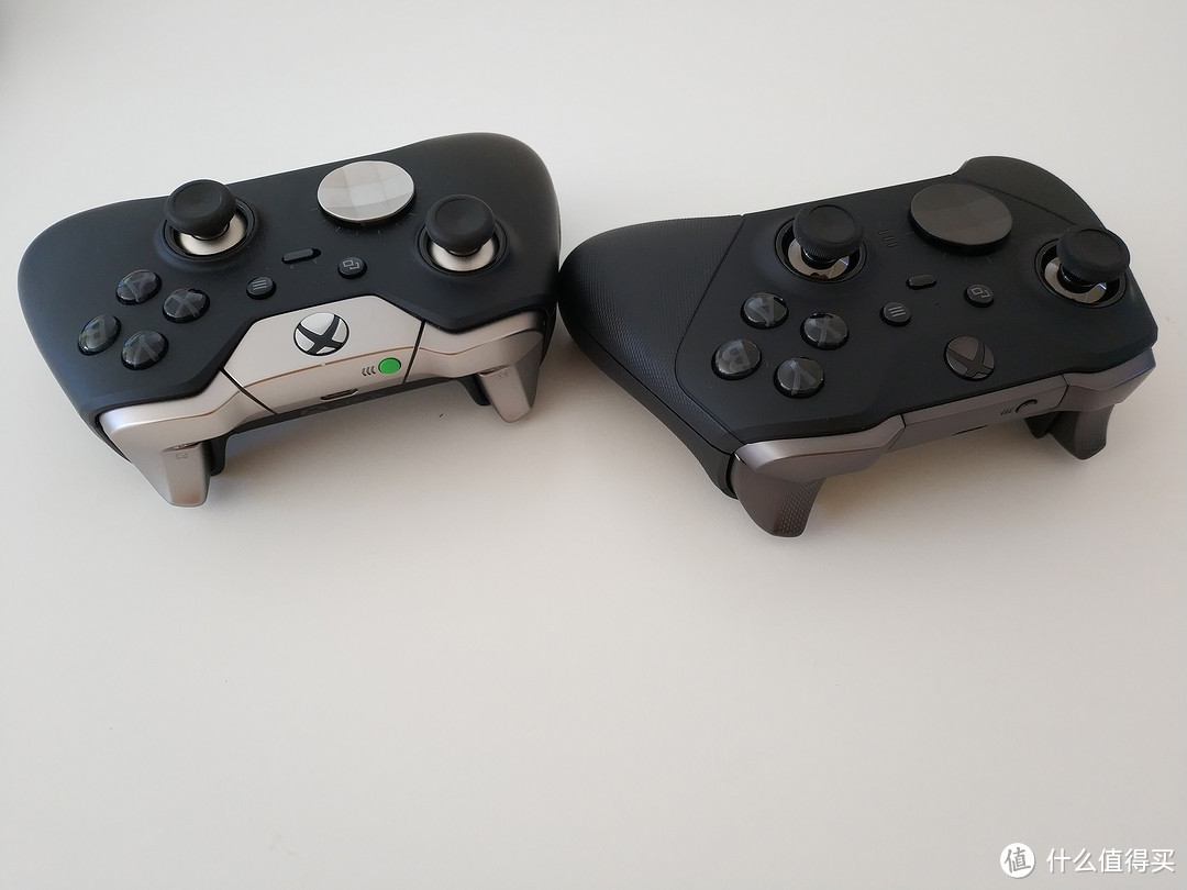 Xbox Elite Wireless Controller Series 2 微软精英二代手柄附一代对比