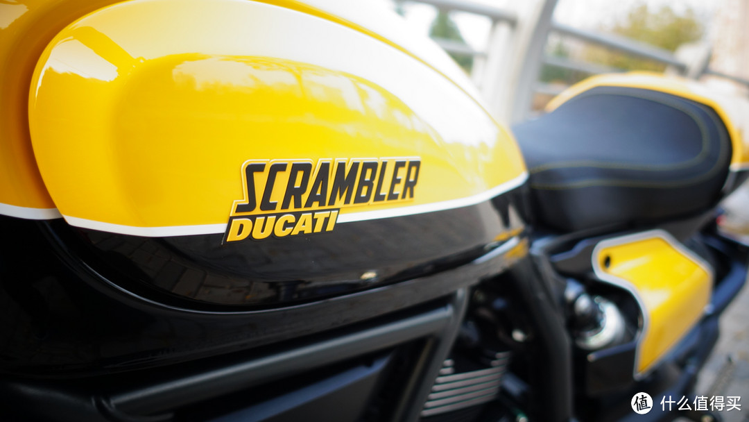 放荡不羁爱自游：2019款杜卡迪scrambler full throttle开箱