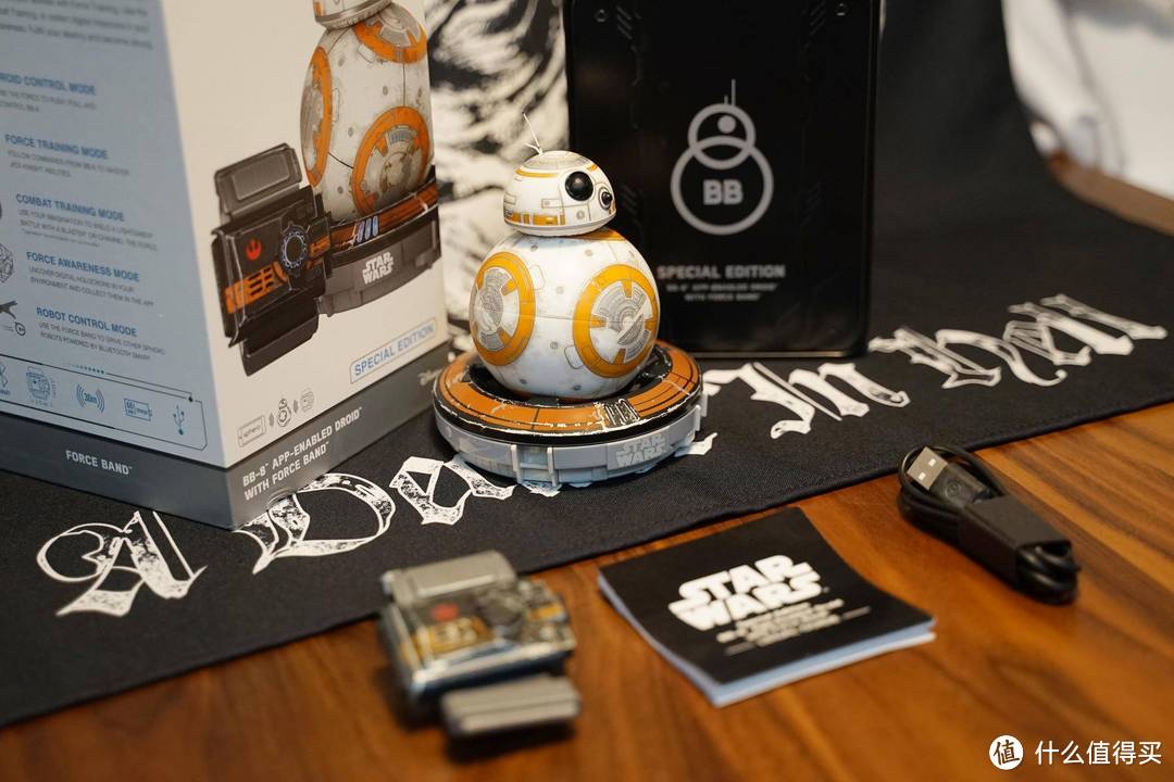 原力技术剖析 Sphero 星球大战BB-8战损版机器人+原力手环测评体验