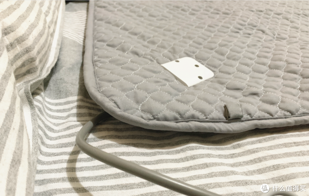 老式电热毯不安全？秋冬暖床新选择—小米有品PMA智能低压电热毯评测