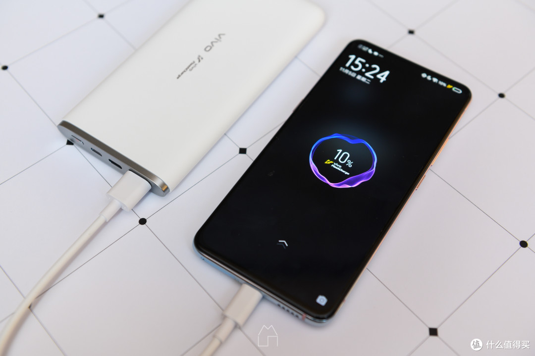 官方出品！vivo 双向22.5W闪充移动电源 上手测