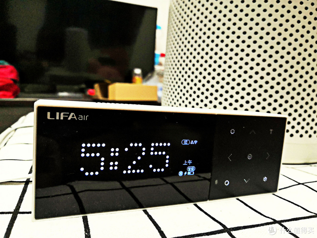 LIFAair LA330 “宜家”风的净化器