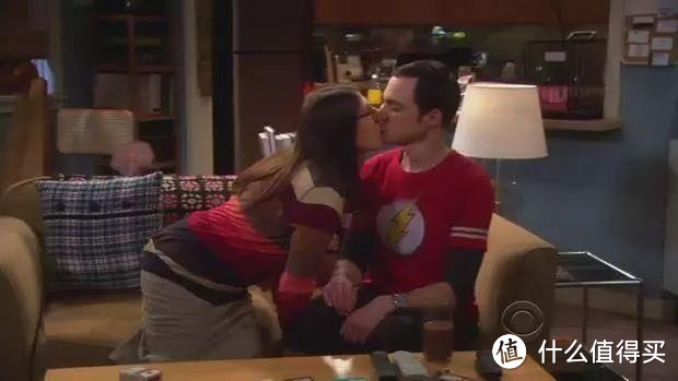 IQ最高 EQ最低 好像永远长不大的Sheldon 找到了降伏他的Amy 打破了自己独身的宣言