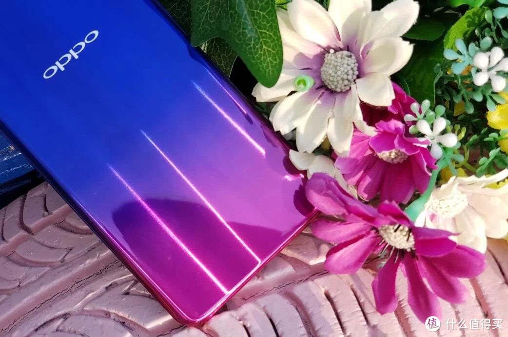 OPPO K1强势来袭，手机界中的良心款