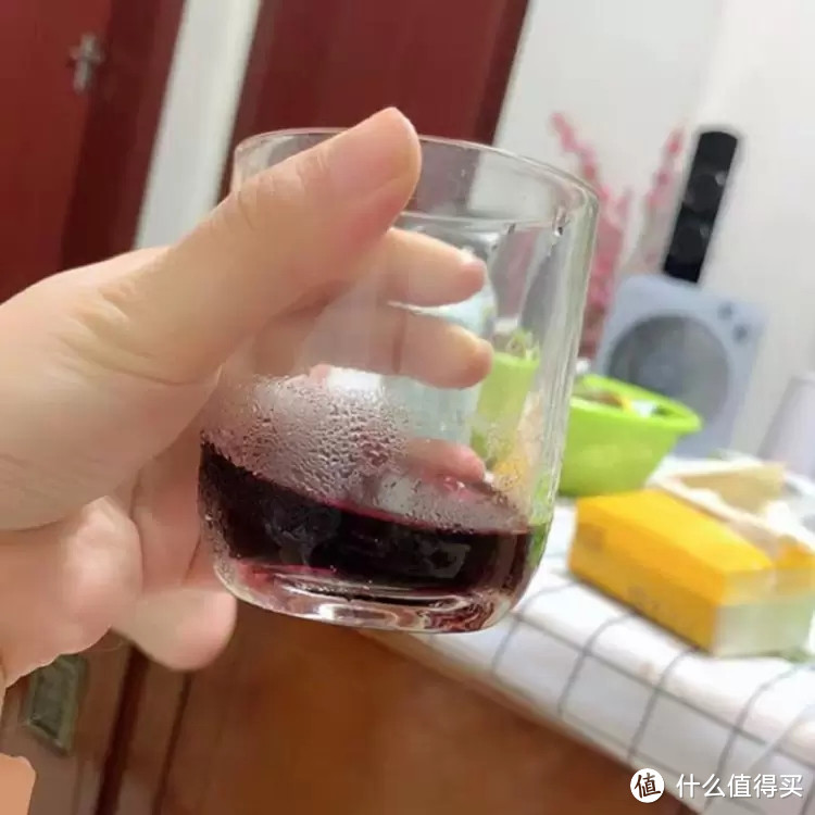 适合佐餐的红酒，纯正干红别有风味