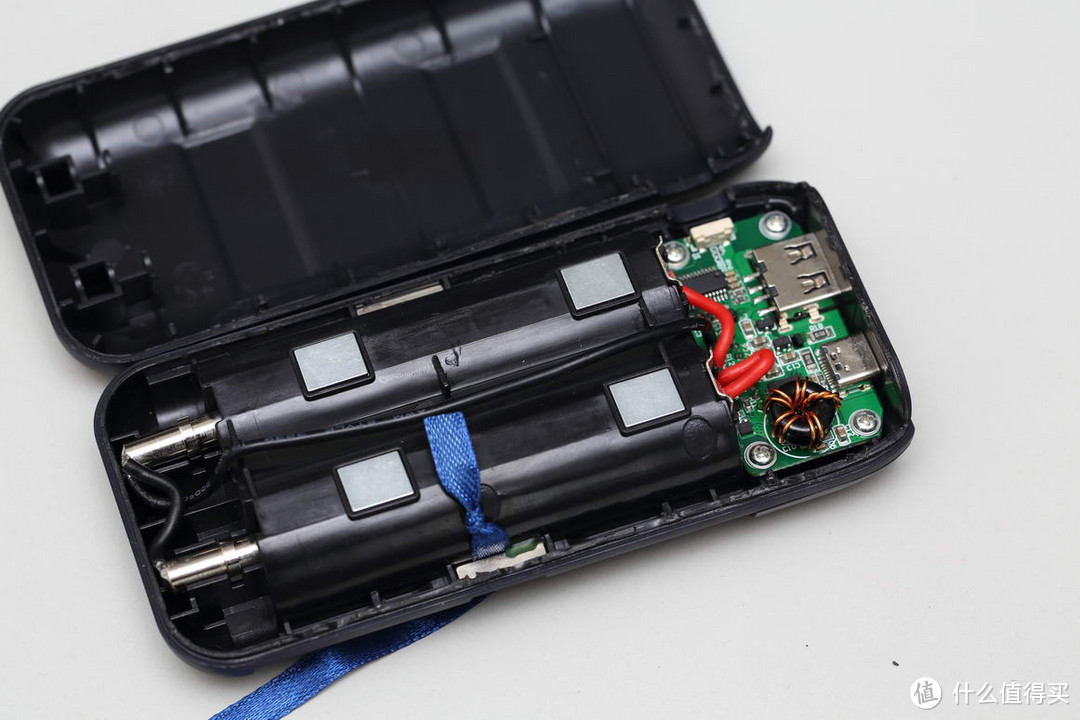 大电池有大功率QC大功率充电宝XTAR PB2S