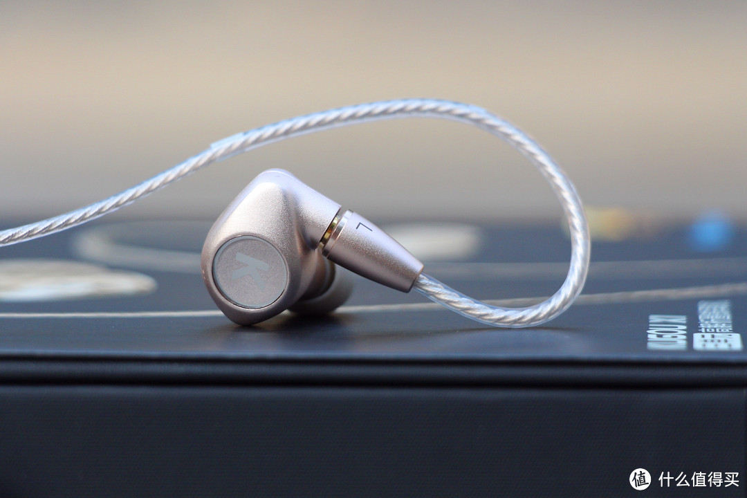 硬件和软件搭配,拥有全程HiFi的酷狗X1高解析圈铁耳机满足你听觉的挑剔体验
