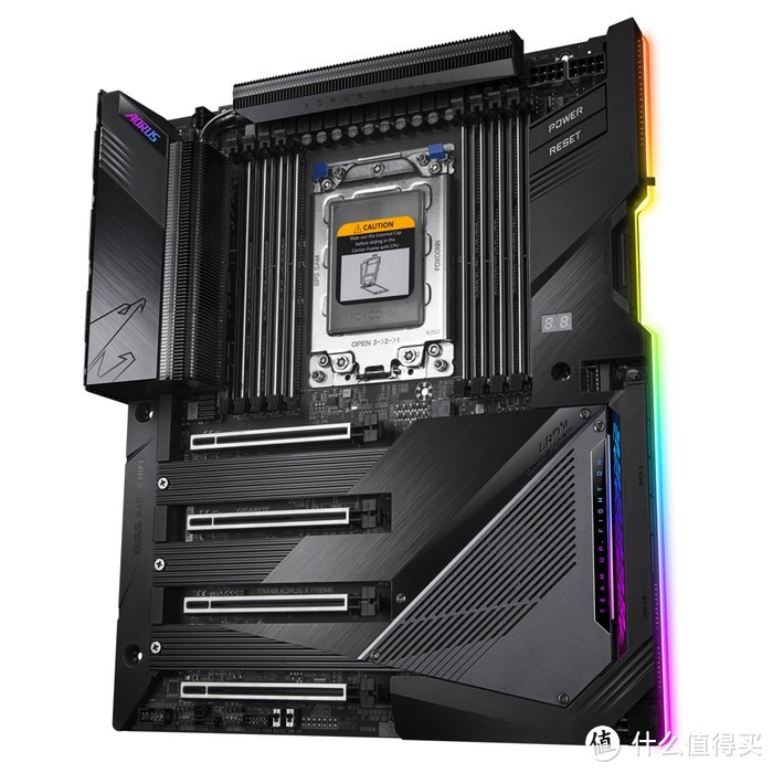 双万兆、8路M.2狂飙：GIGABYTE 技嘉 发布 三款 TRX40 AORUS 系列主板