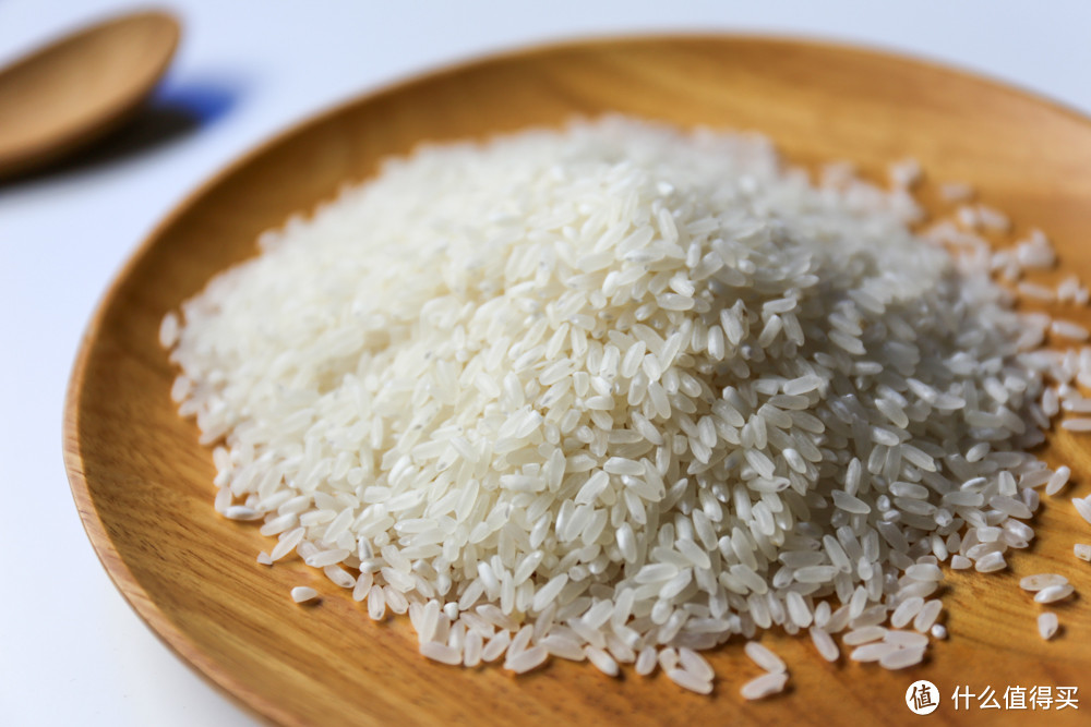 开箱，小米生态链矿泉水里长出的大米，59元2.5kg，真的好吃？