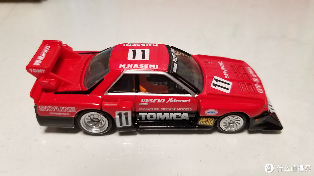 多美卡 tomica 黑盒tp系列01号 skyline 超级剪影