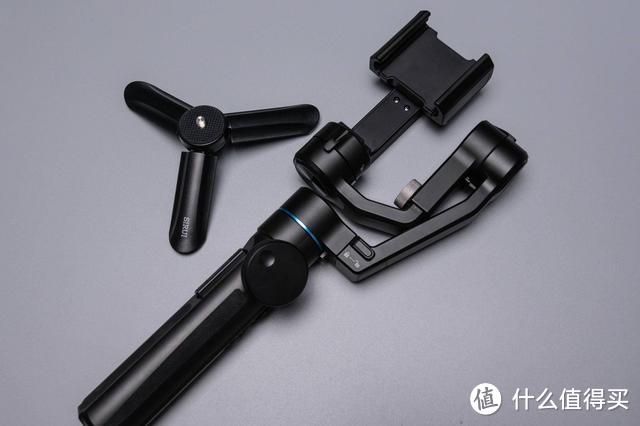 轻巧便携vlog神器，沉稳防抖齐备思锐M1稳定器