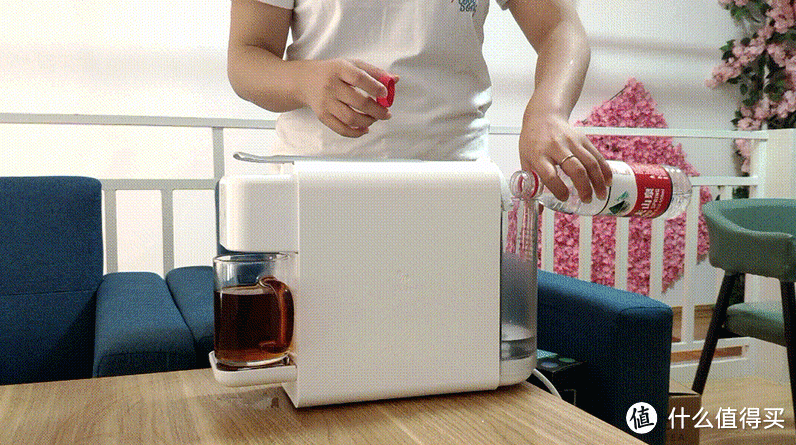 八马茶业跨界之作:小马智泡茶饮机,30秒喝上生态好茶!