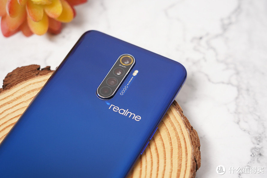 不同于 realme X2 的中高端定位 realme X2 Pro能够 Pro起来吗？