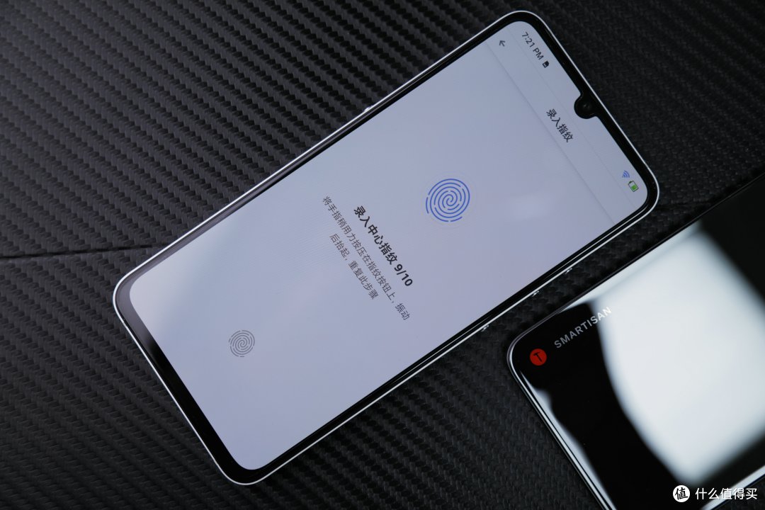怎么拍都漂亮的坚果Pro 3全面体验:从外观到TNT的每一处改变!