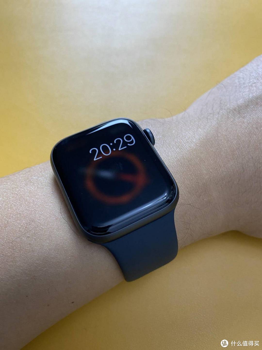 苹果第一款真正的手表:apple watch 5开箱速评