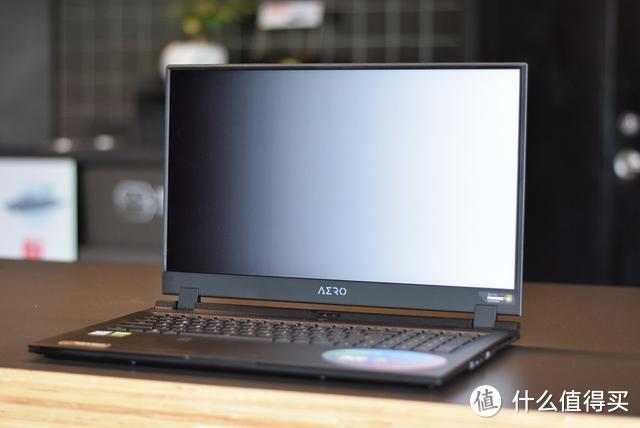 4K屏幕+I9处理器,技嘉推出Aero 17轻薄游戏本