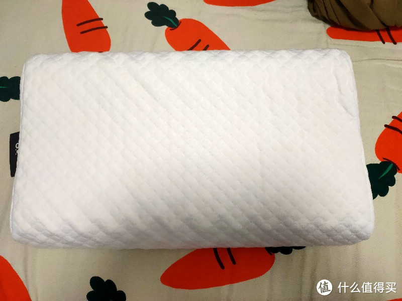 租房也不能亏待了自己:LOVO天然乳胶枕晒单