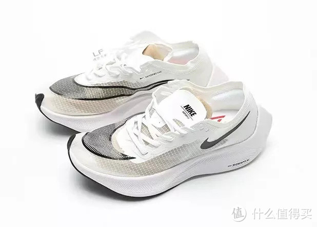 没有带碳板竞速跑鞋的品牌,2020年会不会很难熬?!