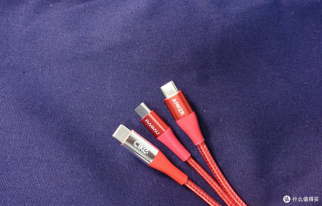 都是红色，有啥区别？三款红色c to lightning 编织线开箱简评