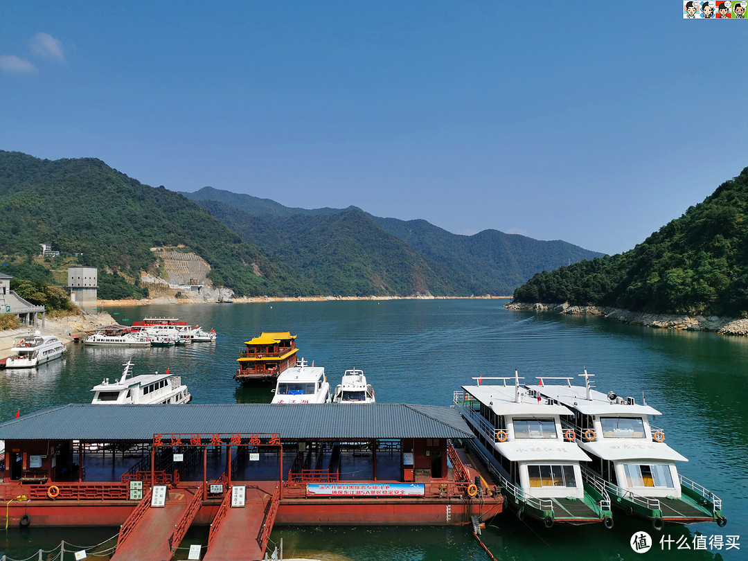 猴古山瀑布和东江大坝外景乘车匆匆略过只瞄了一眼，直接来到游客码头坐船去兜率岛。