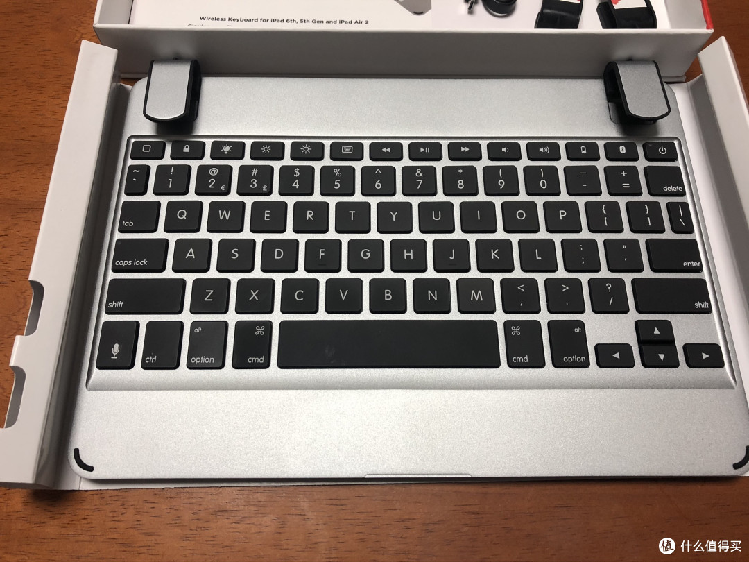 让iPad摇身一变Macbook——Brydge键盘晒单简测