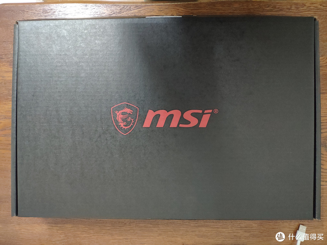 微星冲锋坦克Ⅱ——msi GL65开箱！附开盖加内存及固态硬盘