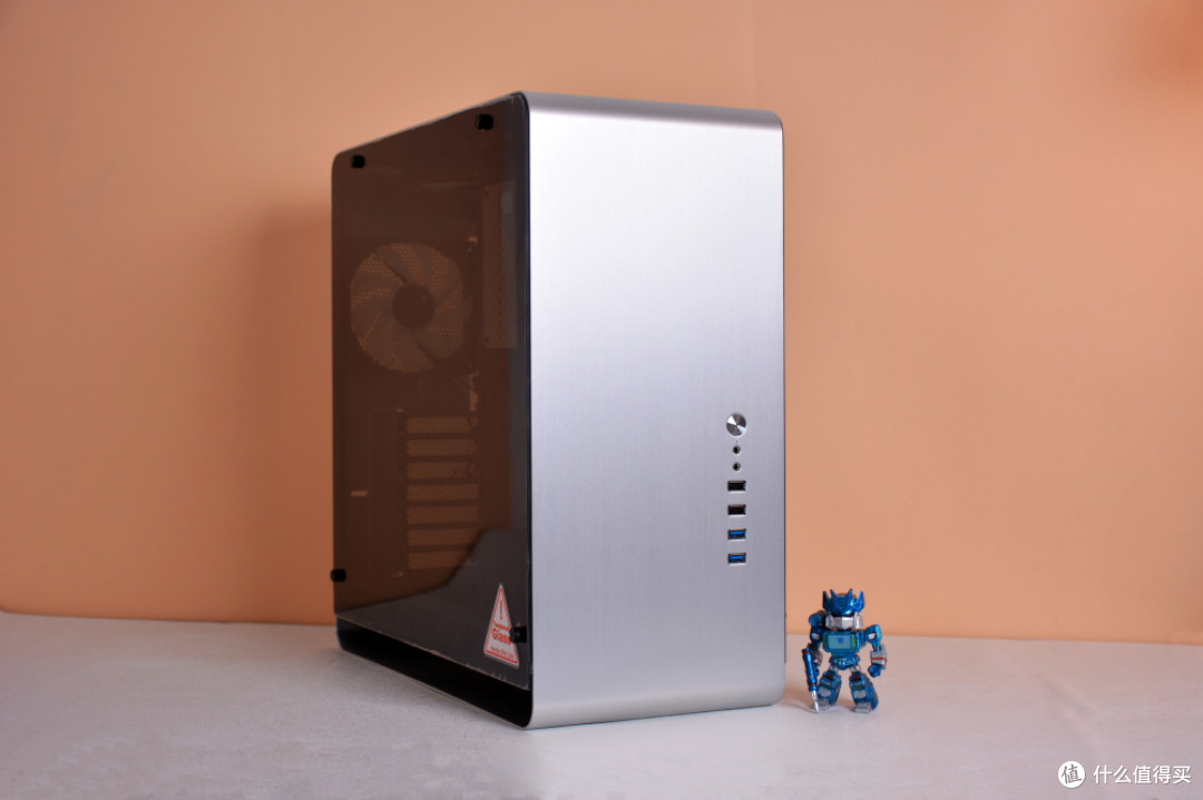青色の装机——超频三 Gi-D66A ARGB散热器与乔思伯UMX4装机
